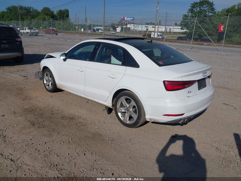 Vin: wauaugff7h1042181, lot: 45641815, audi a3 2.0t premium 20173
