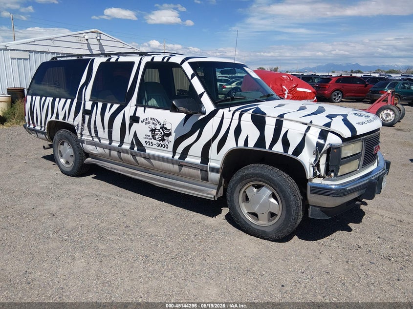 1993 GMC SUBURBAN auction photo 1
