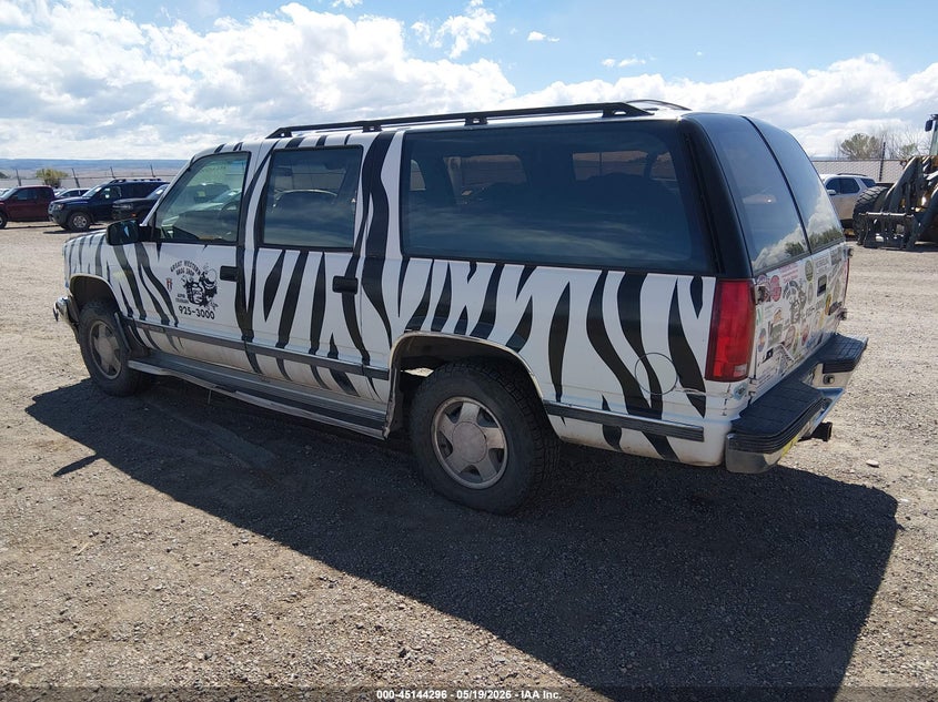 1993 GMC SUBURBAN auction photo 3