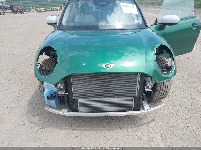 2025 Mini Hardtop Cooper S VIN: WMW23GD06S2W15031 Lot: 45144334