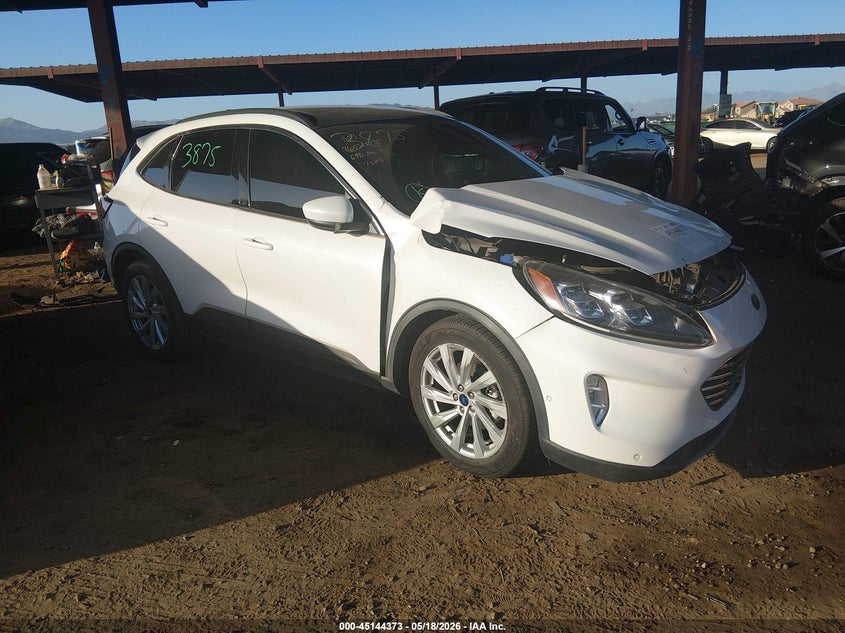 2022 Ford Escape Titanium Hybrid