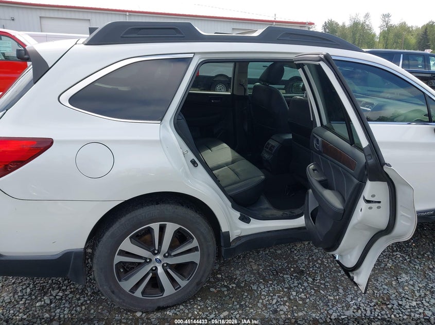 2019 SUBARU OUTBACK auction photo 8