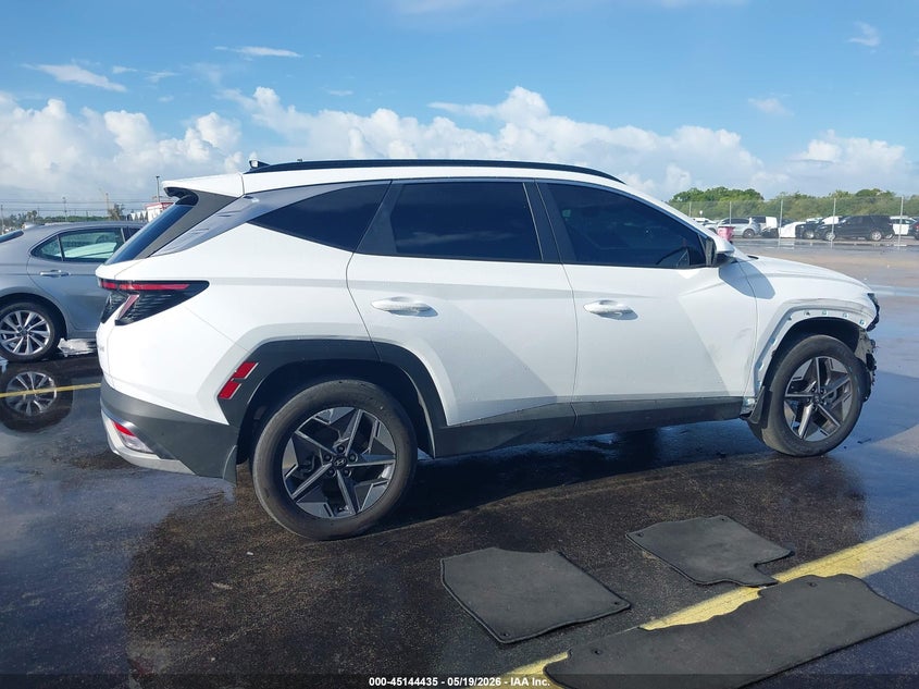AtlanticExpress - Hyundai Tucson Hybrid