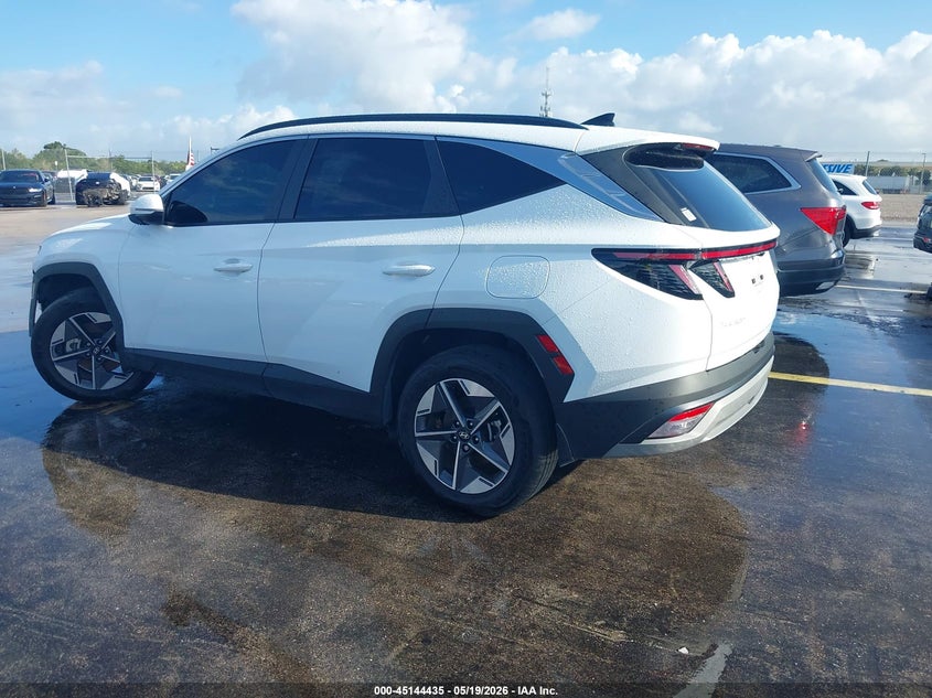 AtlanticExpress - Hyundai Tucson Hybrid