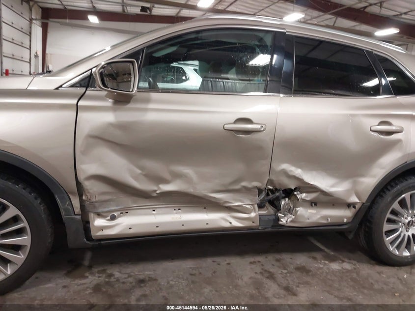 2015 Lincoln Mkc VIN: 5LMCJ2A99FUJ32526 Lot: 45144594