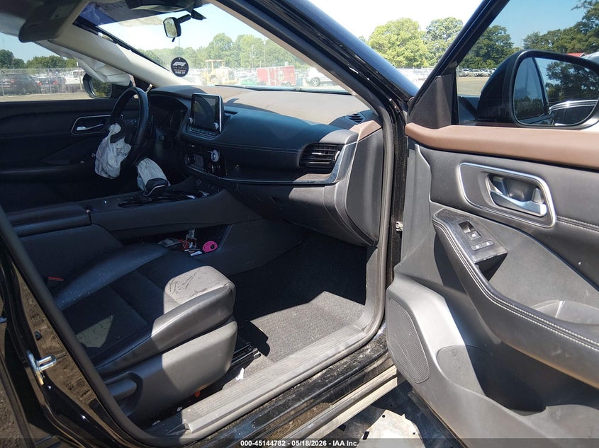 2021 NISSAN ROGUE auction photo 5