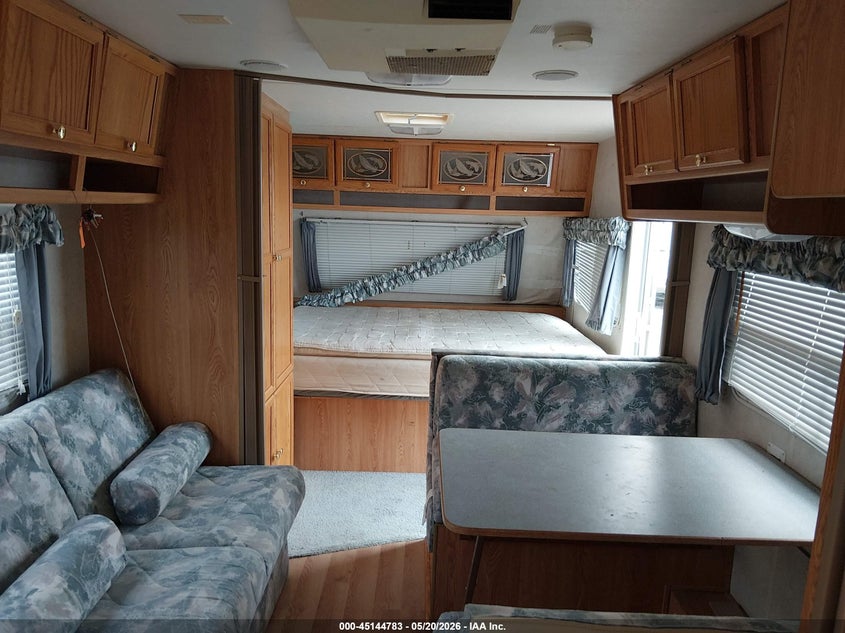 2001 R-VISION TRAIL-LITE auction photo 5