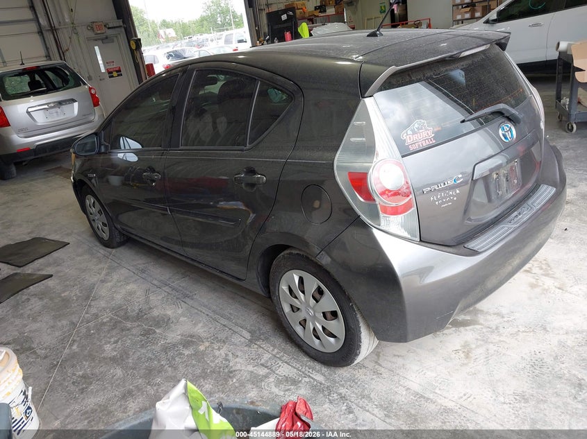 TOYOTA PRIUS C 2013 VIN JTDKDTB34D1058215