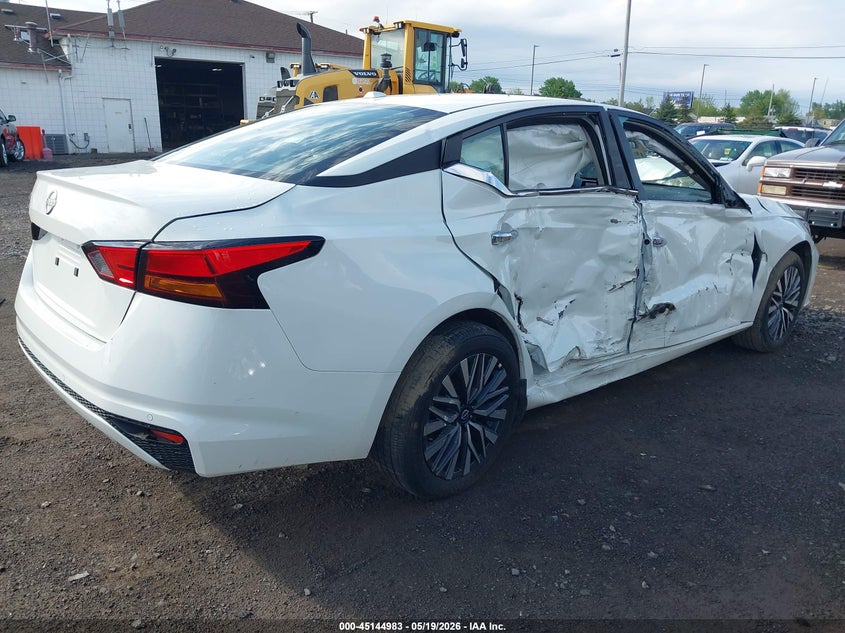 2025 NISSAN ALTIMA auction photo 4