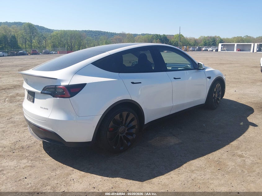 Vin: 7saygdefxnf535304, lot: 45642623, tesla model y performance dual motor all-wheel drive 20224