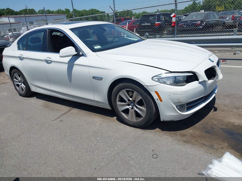 Vin: wbafr1c57bc738454, lot: 45642625, bmw 528i 2011 img_1
