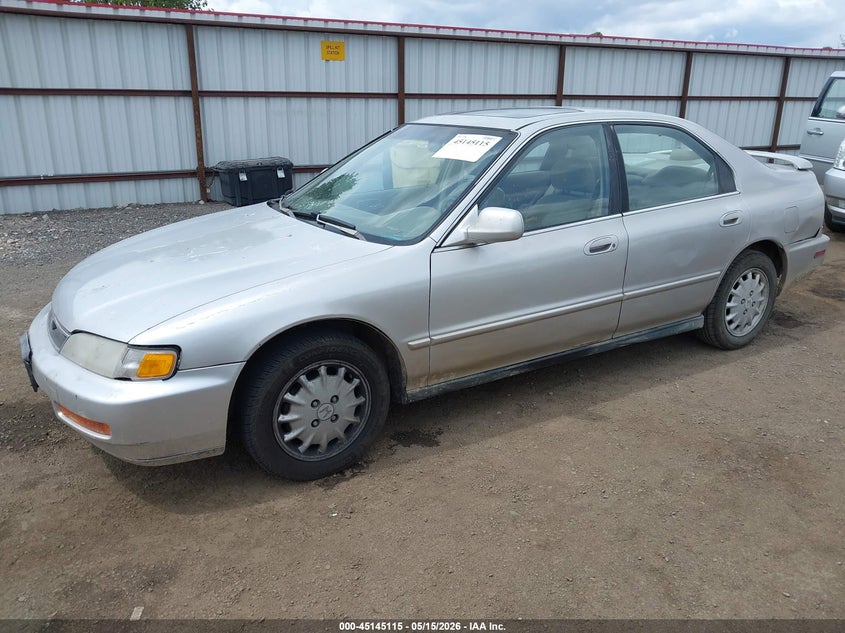 1996 Honda Accord Ex 1HGCD566XTA090493 photo 1