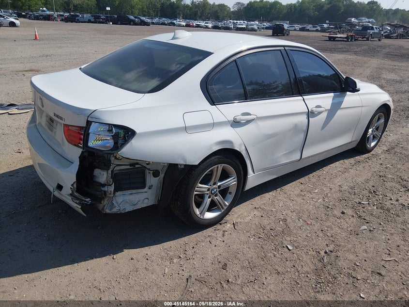 Vin: wba3a5c54cf258079, lot: 45642804, bmw 328i 20124