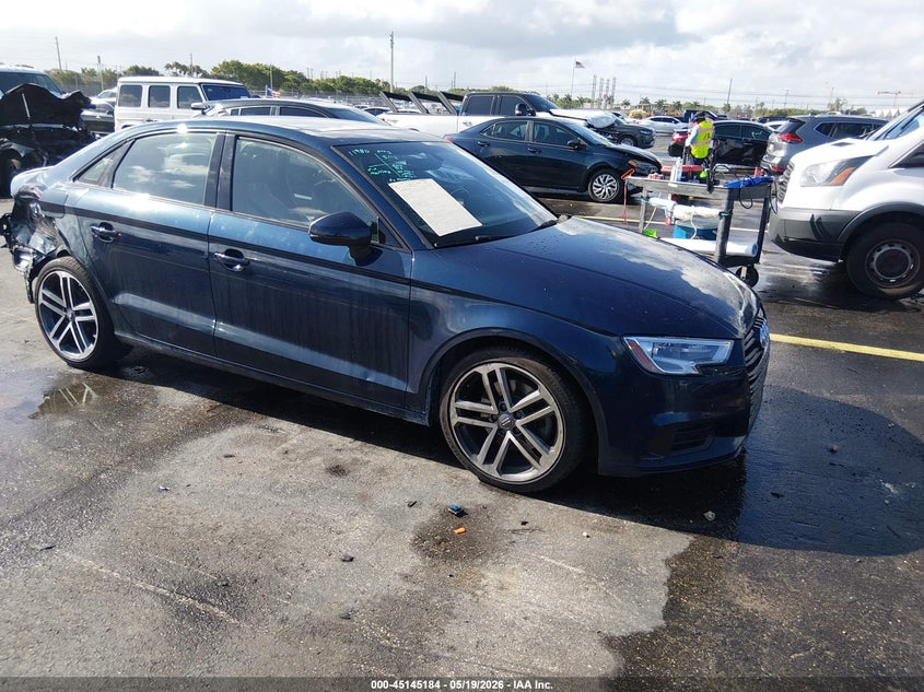 Vin: wauaugff3ka091921, lot: 45642823, audi a3 40 premium/40 titanium premium 2019 img_1