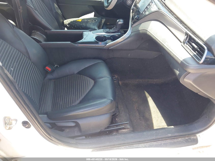VIN 4T1G11AK7LU880558 2020 TOYOTA CAMRY SE