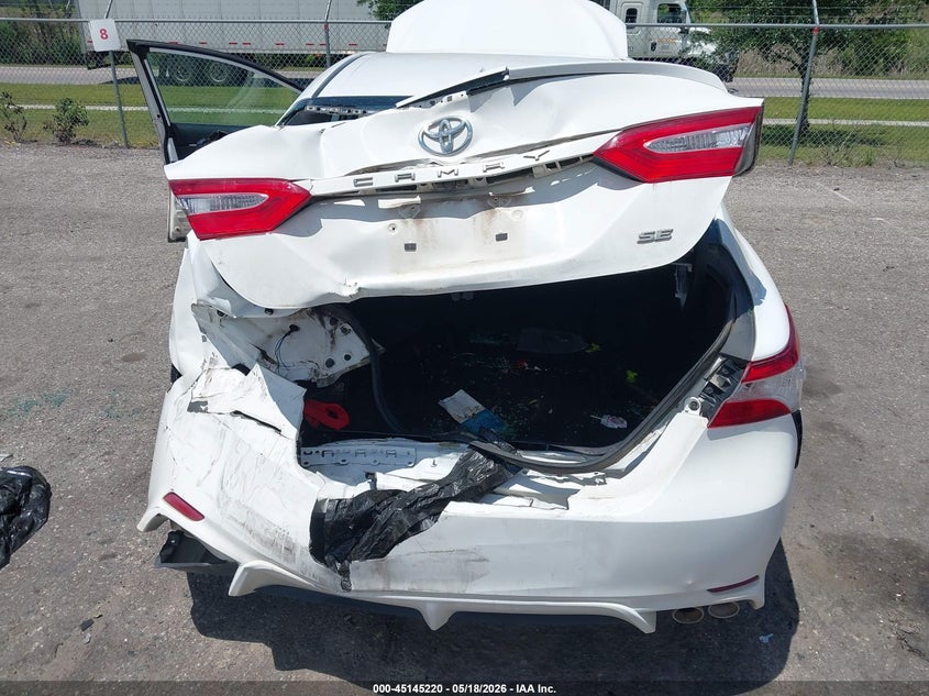 VIN 4T1G11AK7LU880558 2020 TOYOTA CAMRY SE
