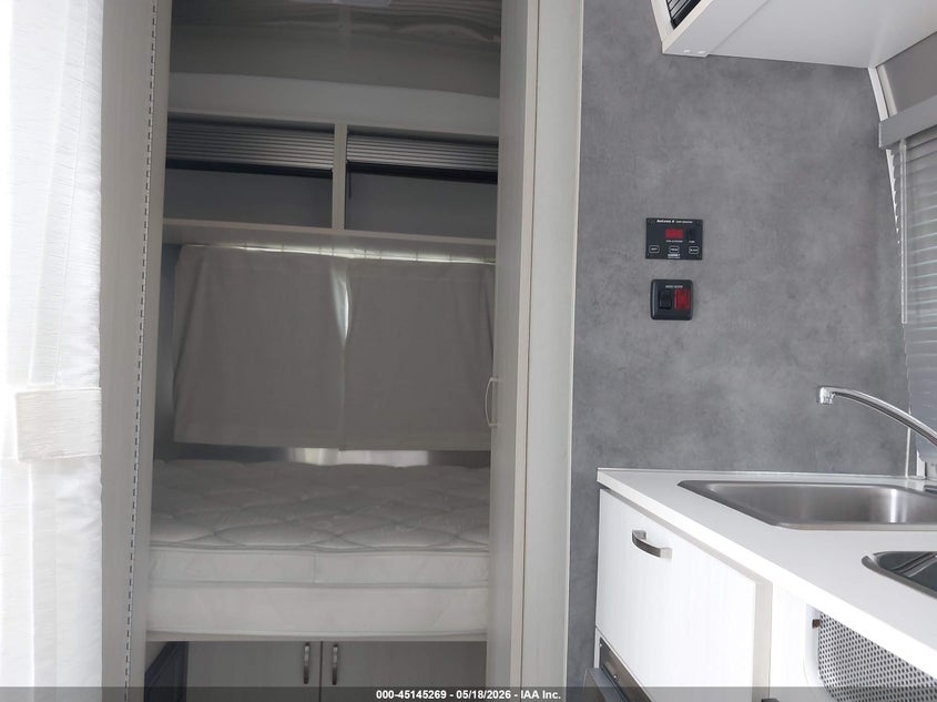 VIN: 1STHMAC18LJ553285 2020 AIRSTREAM BAMBI