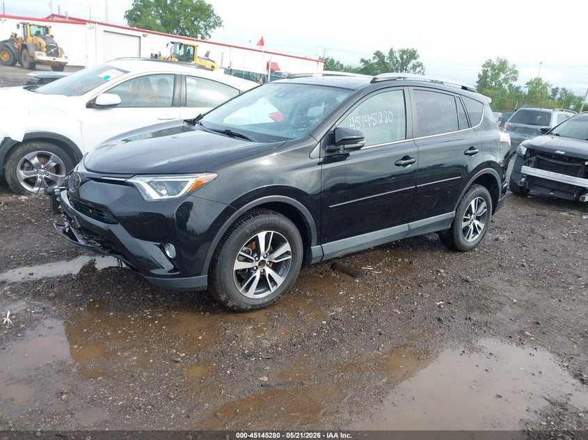 2018 Toyota Rav4 Xle 2T3RFREV6JW841896 photo 1