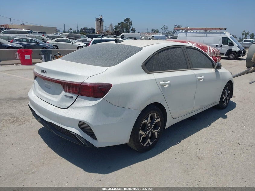 Vin: 3kpf24ad8le202674, lot: 45642987, kia forte lxs 20204