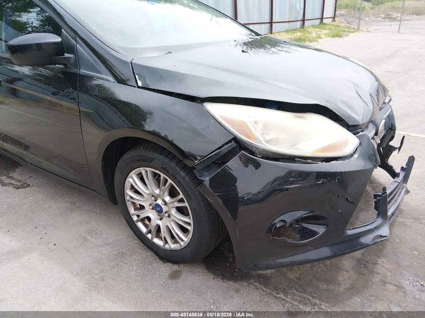 2012 FORD FOCUS auction photo 6