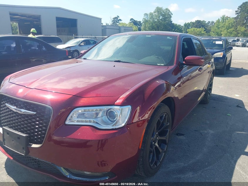 2019 Chrysler 300 300S VIN: 2C3CCABG1KH682717 Lot: 45145650