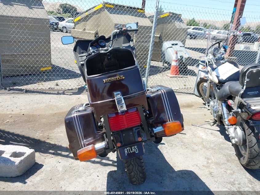 1982 Honda Gl500 I VIN: JH2PC0212CM111553 Lot: 45145691