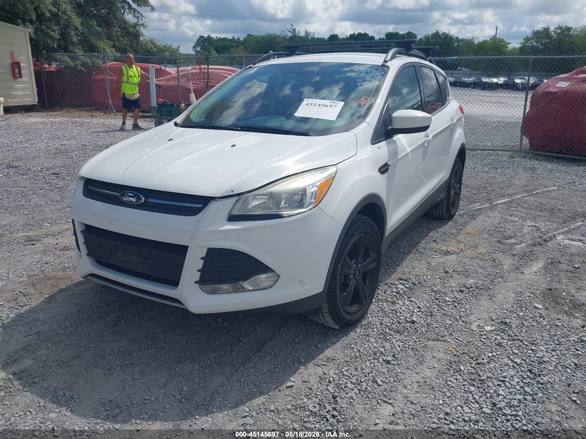 2016 FORD ESCAPE auction photo 2