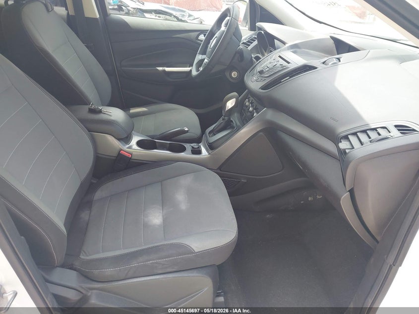 2016 FORD ESCAPE auction photo 5