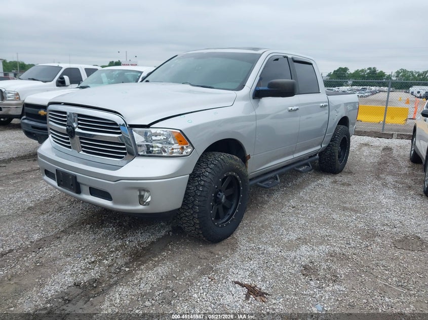 Vin: 1c6rr7lt7fs584994, lot: 45643626, ram 1500 slt 20152