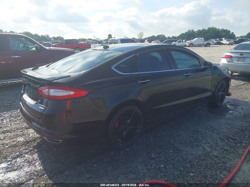 2013 FORD FUSION auction photo 4