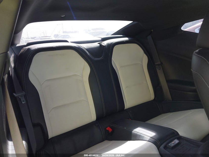 2016 CHEVROLET CAMARO auction photo 8