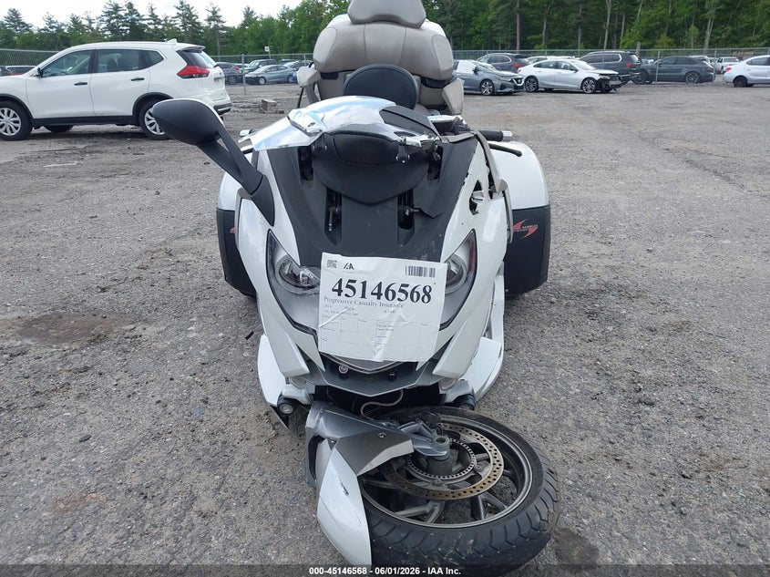 2014 BMW K1600 auction photo 5