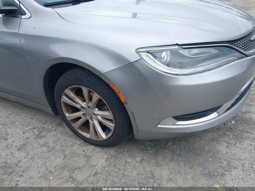 2016 CHRYSLER 200 auction photo 6