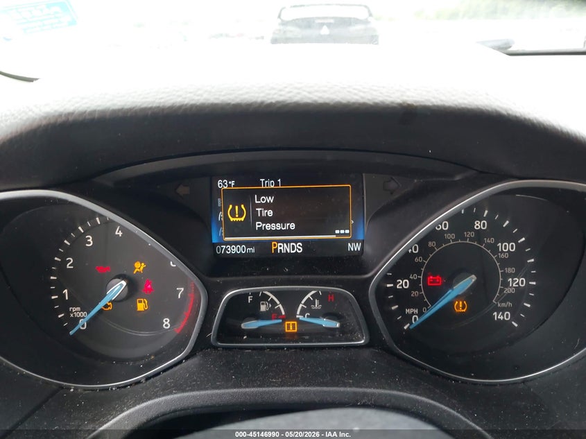 VIN 1FADP3FE1JL219802 2018 FORD FOCUS SE