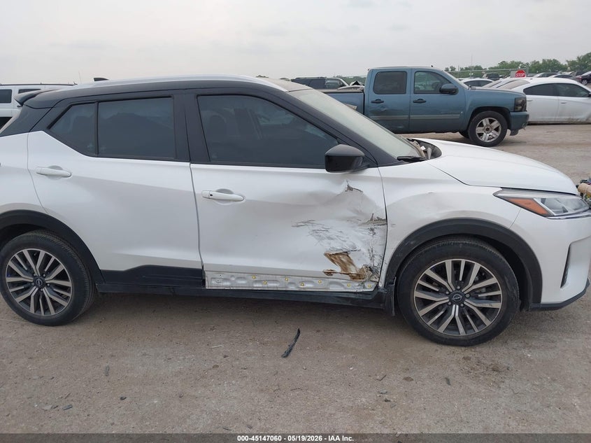 2024 NISSAN KICKS auction photo 6