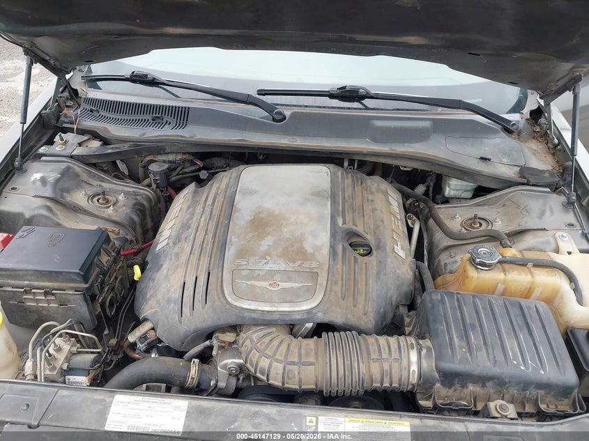 2008 Chrysler 300C Hemi VIN: 2C3KA63H88H120182 Lot: 45147129