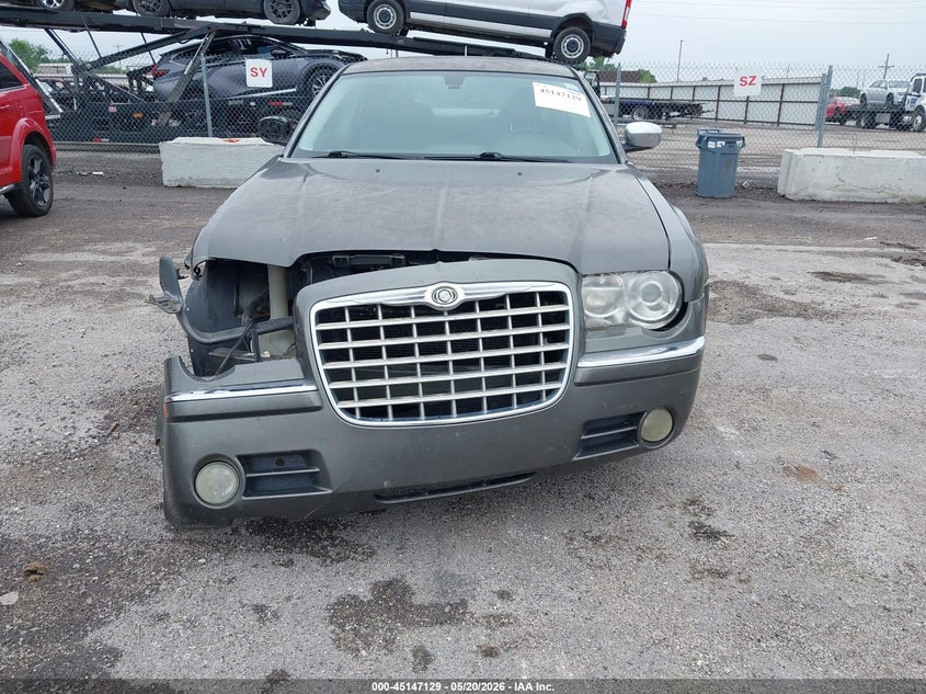 2008 Chrysler 300C Hemi VIN: 2C3KA63H88H120182 Lot: 45147129