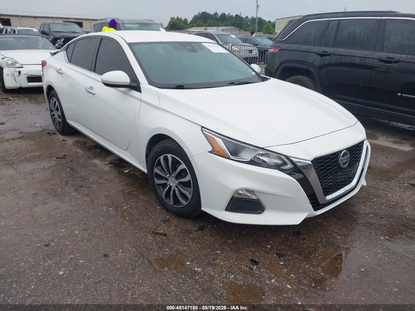 2021 NISSAN ALTIMA S FWD — Галерея фотографий