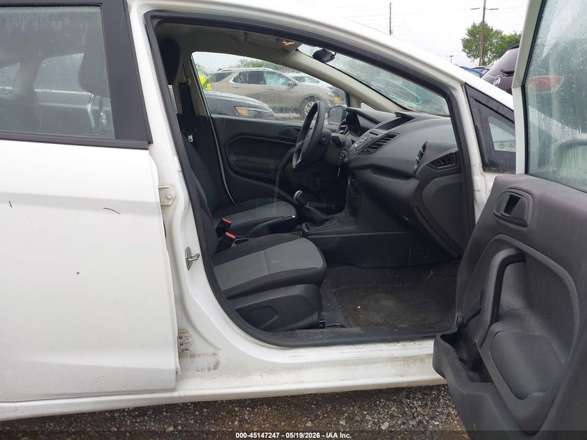 2019 FORD FIESTA auction photo 5