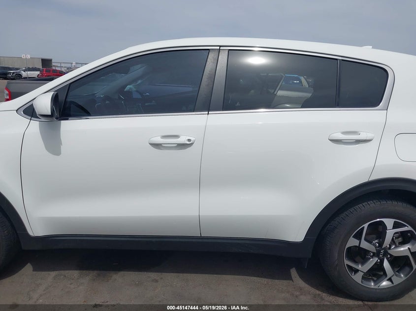 VIN KNDPM3AC1L7818023 2020 KIA SPORTAGE LX