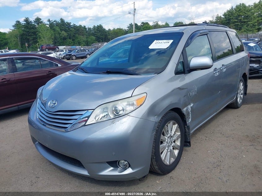 2011 Toyota Sienna Limited 5TDDK3DC2BS008795 photo 1