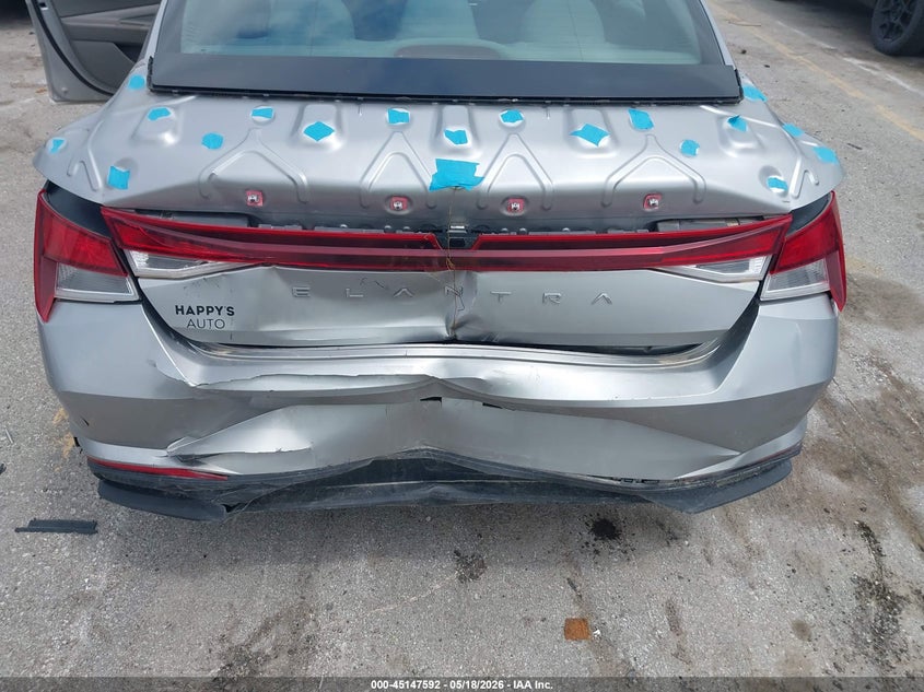 2021 HYUNDAI ELANTRA auction photo 6