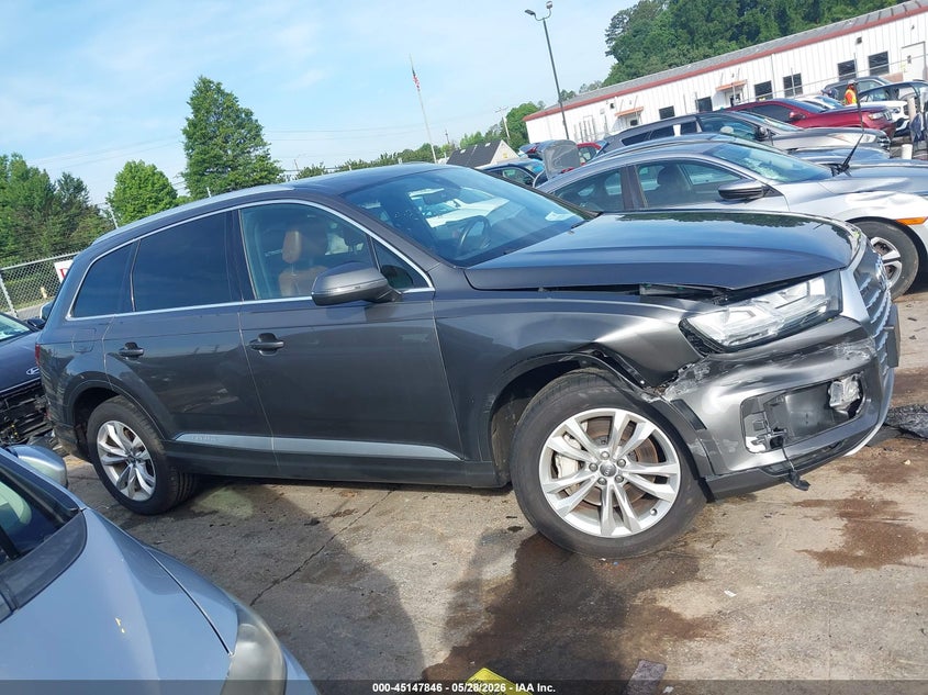 2019 Audi Q7 55 Premium/55 Se Premium VIN: WA1LAAF75KD001588 Lot: 45147846