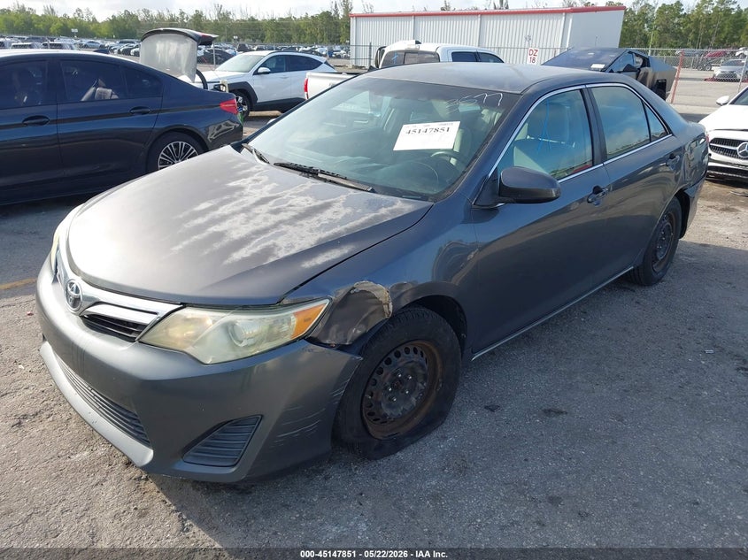 4T1BF1FK9CU173577 2012 Toyota Camry Le photo 1