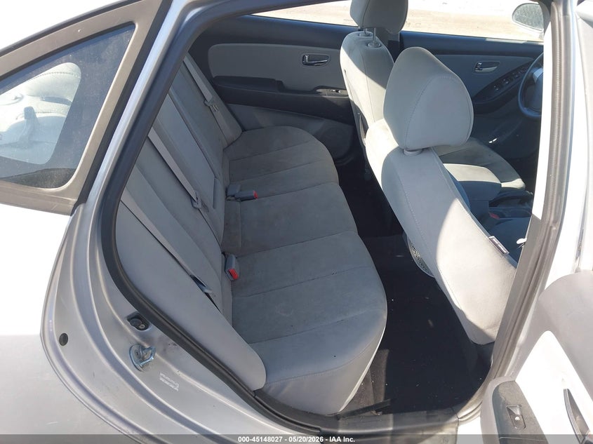 2010 HYUNDAI ELANTRA auction photo 8