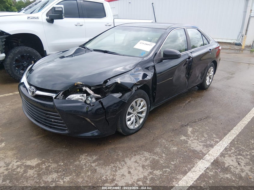2017 Toyota Camry Le 4T1BF1FK6HU699124 photo 1