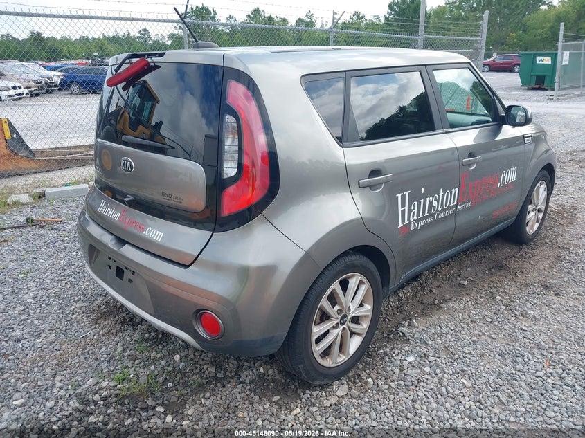 2019 KIA SOUL auction photo 4
