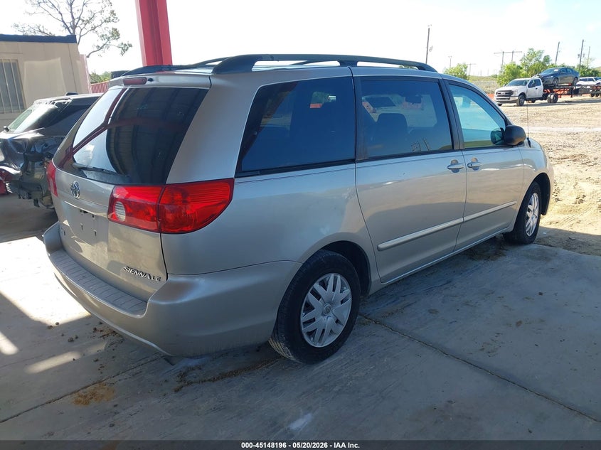 2006 TOYOTA SIENNA auction photo 4