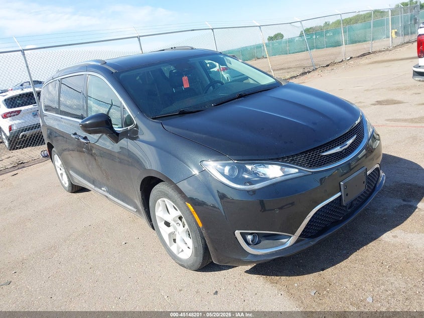 2018 Chrysler Pacifica Touring L Plus
