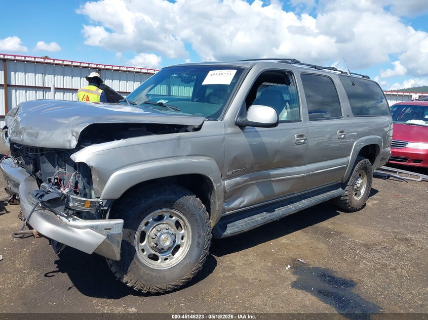2001 CHEVROLET SUBURBAN 2500 auction photo 2